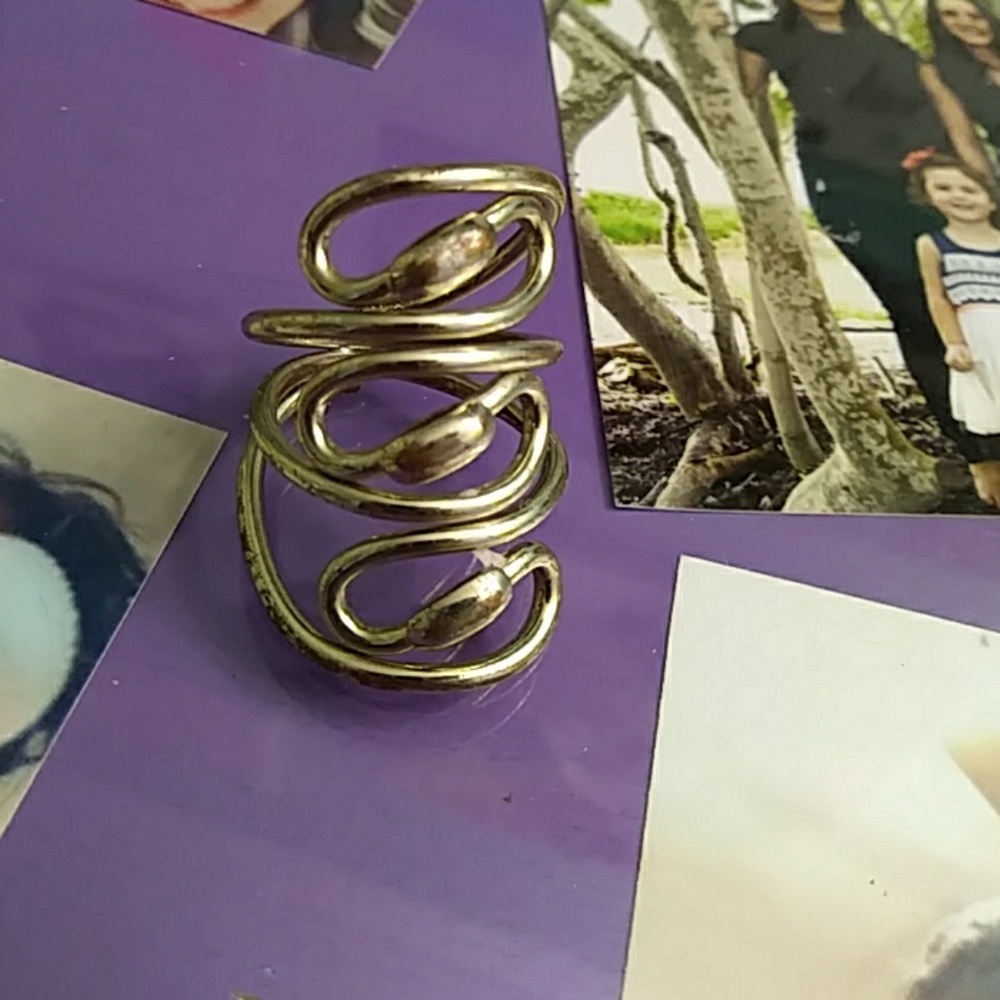 ❤SALE❤ SIZE 10 THUMB RING